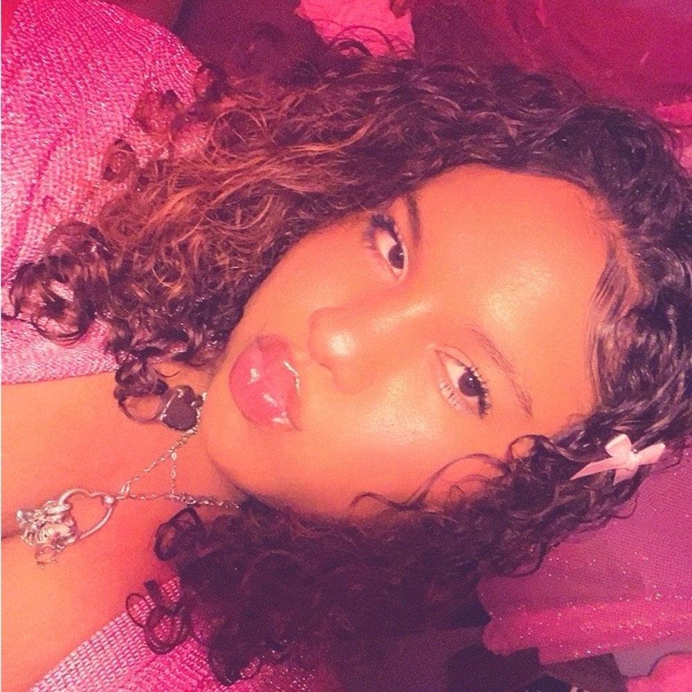 Meet your Posher, Miracle